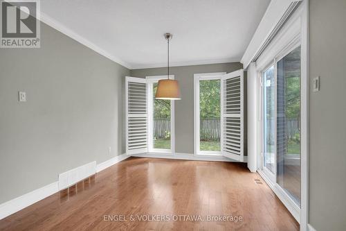 Bright dining room overlooking the private yard. - 24 Tammela Court, Ottawa, ON 