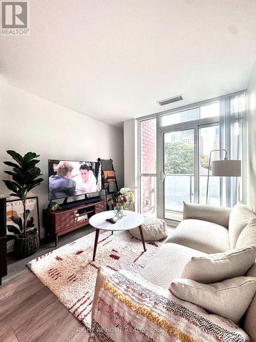 205 - 365 CHURCH STREET , Toronto, Ontario M5B 0B5 3