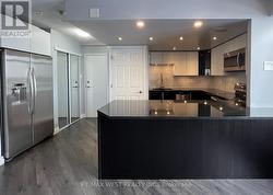 1007 - 300 WEBB DRIVE  Mississauga, ON L5B 3W3