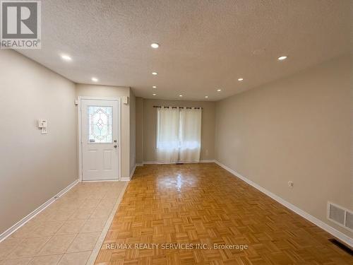 4 BUTTERCHURN ROAD , Brampton, Ontario L6X 4V1 2