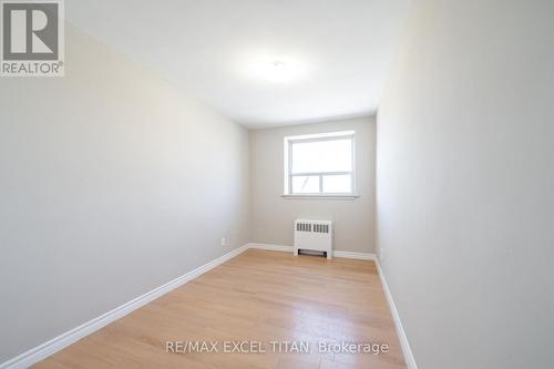 316B - 468 OTTAWA STREET , Hamilton, Ontario L8H 4A6 5
