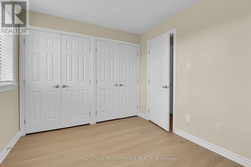 64 Mayflower Private, Ottawa, ON 