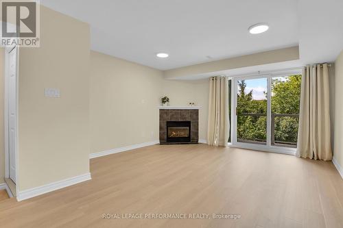 64 Mayflower Private, Ottawa, ON 