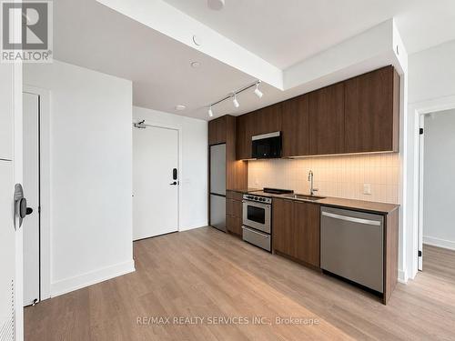 615 - 3008 WILLIAM CUTMORE BOULEVARD , Oakville, Ontario L6H 8A4 4