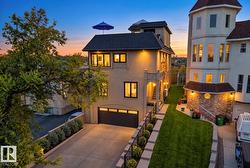9369 CAMERON AV NW  Edmonton, AB T5H 3R5