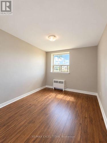 332D - 468 OTTAWA STREET , Hamilton, Ontario L8H 4A6 5