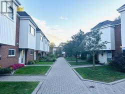 136 - 15 ESTERBROOKE AVENUE Toronto, ON M2J 2C5