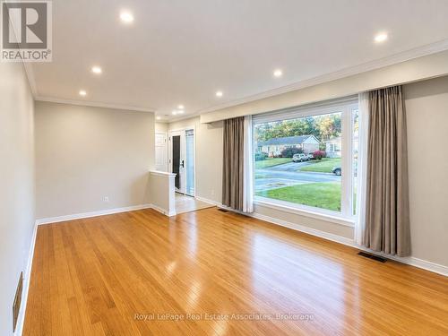 UPPER - 10 ELIZABETH STREET , Halton Hills, Ontario L7G 3K2 2