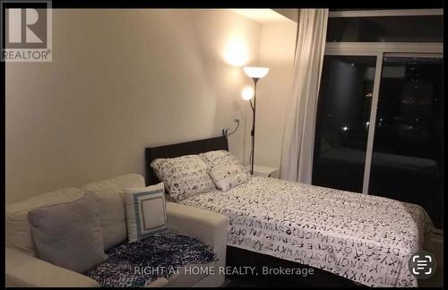 409 - 88 SHEPPARD AVENUE E , Toronto, Ontario M2N 6Y2 5