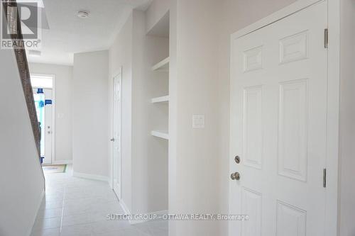 663 ALLIED MEWS , Ottawa, Ontario K2S 1B9 4