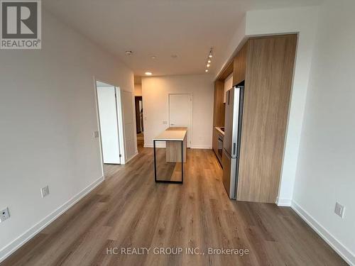 3809 - 395 SQUARE ONE DRIVE , Mississauga, Ontario L5B 0P6 4