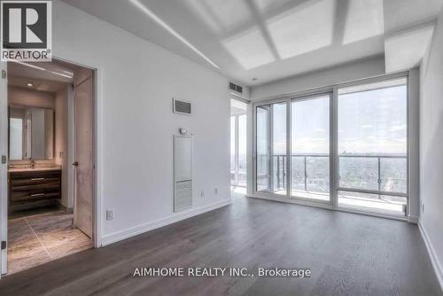 2811 - 488 UNIVERSITY AVENUE , Toronto, Ontario M5G 0C1 5