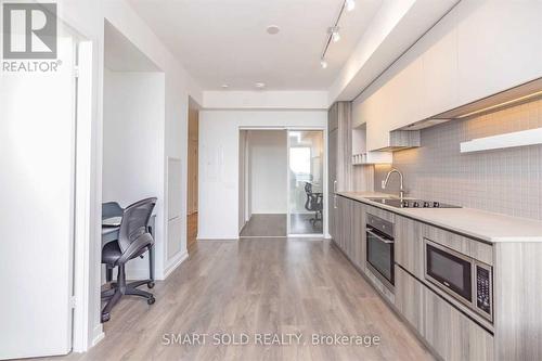 3707 - 5 BUTTERMILL AVENUE , Vaughan, Ontario L4K 0J5 3