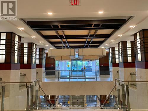 961 - 23 COX BOULEVARD , Markham, Ontario L3R 7Z9 4