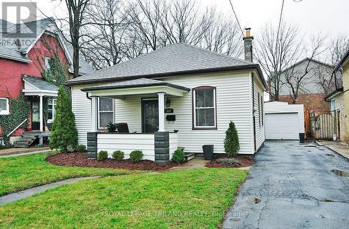 602 CENTRAL AVENUE , London East (East F), Ontario N6B 2G4 2