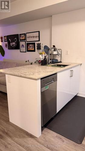 4 - 10 MARQUETTE AVENUE , Toronto, Ontario M6A 0E1 4