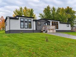 61 Moss LANE Riverview, NB E1B 5A9