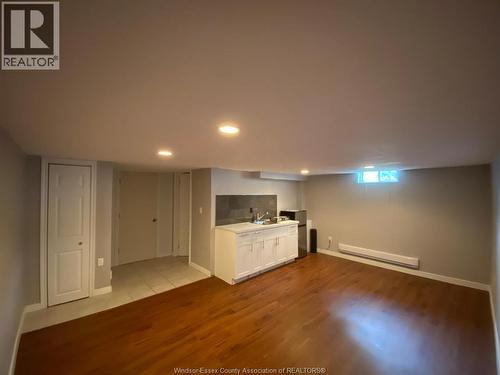 9260 ARNCLIFFE COURT , Windsor, Ontario B8S 4J9 4