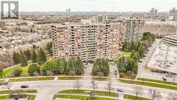 209 - 33 WELDRICK ROAD E  Richmond Hill, ON L4C 8W4