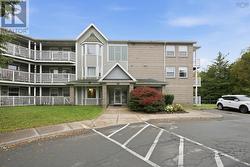 411 83 Kearney Lake Road  Halifax, NS B3M 4E6