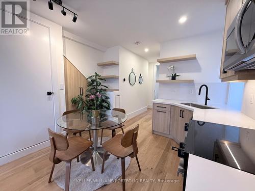 MAIN FL - 173 BEATRICE STREET , Toronto, Ontario M6G 3E9 5