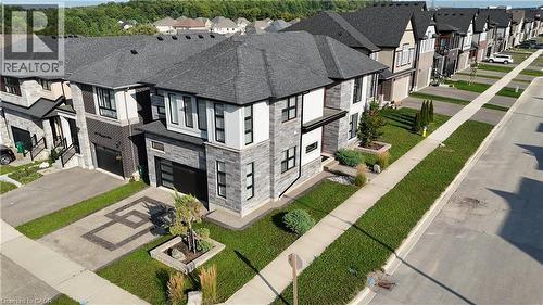 573 MAYAPPLE Street , Waterloo, Ontario N2V 0G2 5