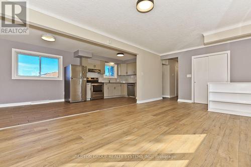 40 JACOBSON AVENUE , St. Catharines, Ontario L2T 2Z7 5