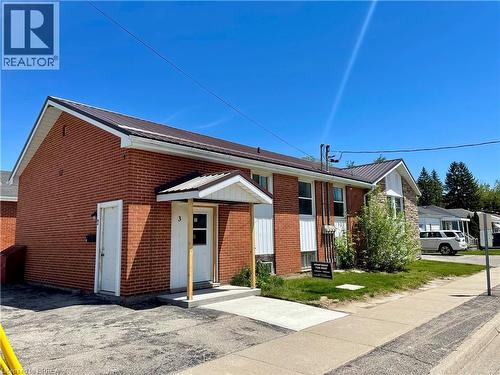 57 LEONARD Street Unit# 3 , Brantford, Ontario N3T 4Z6 2