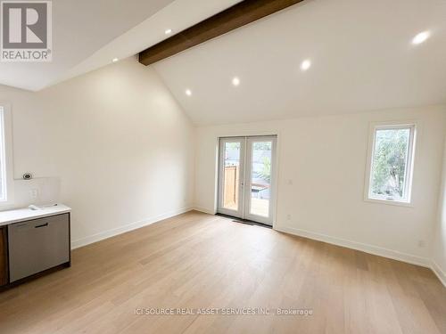 TOP FLOOR - 152 BRUNSWICK AVENUE , Toronto, Ontario M5S 2M2 2