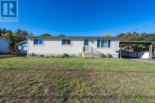 7 WILLIAM STREET  Petawawa, ON K8H 2K3