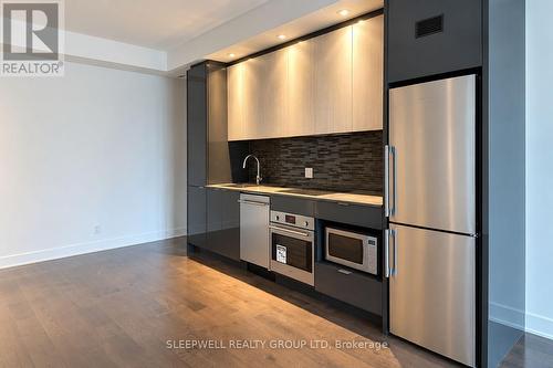 2007 - 20 DALY AVENUE , Ottawa, Ontario K1N 0C6 3