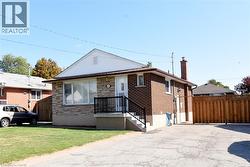 415 EAST 15TH Street  Hamilton, ON L9A 4G9