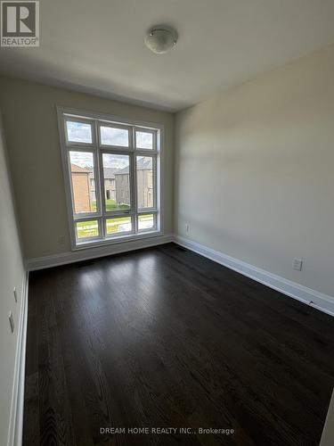 84 TEMPEL STREET , Richmond Hill, Ontario L4E 1K6 4