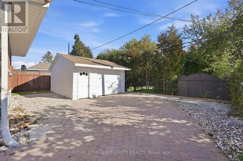 Garage for storage only - 2007 Dorval Avenue, Ottawa, ON 