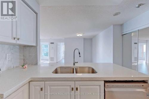 2205 - 7 LORRAINE DRIVE , Toronto, Ontario M2N 7H2 3