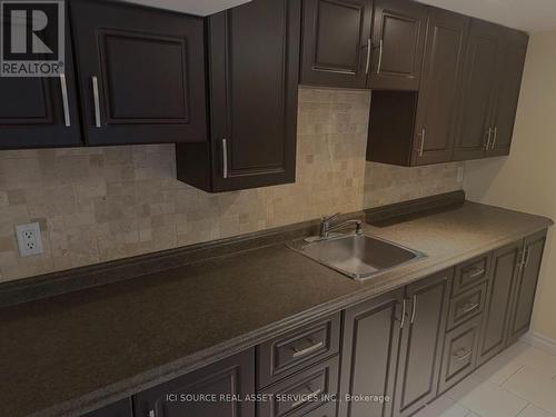 LOWER LEVEL - 17 HUBERT AVENUE , Toronto, Ontario M1K 1Z7 5