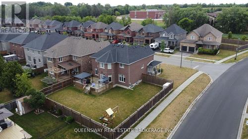 2 TIM JACOBS DRIVE , Georgina, Ontario L4P 0G5 3