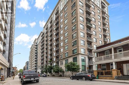 501 - 200 BESSERER STREET , Ottawa, Ontario K1N 0A7 2