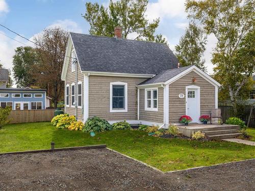 25 York Lane  Charlottetown, PE C1A 2A4