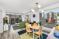 #402-838 Broughton St Victoria, BC V8W 1E4