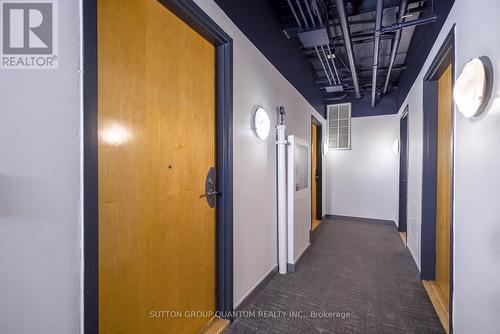 413 - 81A FRONT STREET E , Toronto, Ontario M5E 1Z7 4