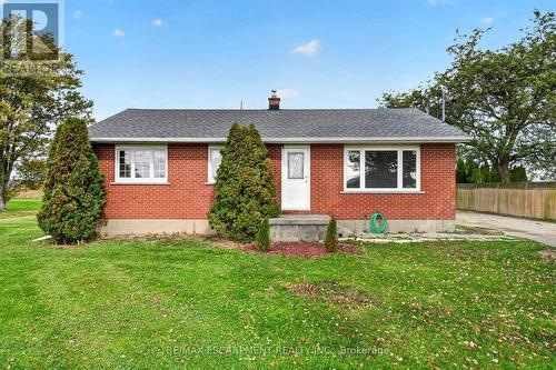 320 MUD STREET  Grimsby, ON L0R 1M0