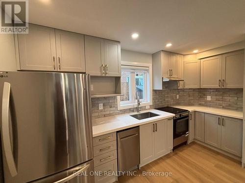 LANEWAY HOUSE - 90 DOUGLAS AVENUE , Toronto, Ontario M5M 1G5 3