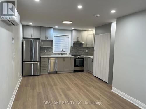 LANEWAY HOUSE - 90 DOUGLAS AVENUE , Toronto, Ontario M5M 1G5 4