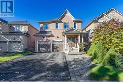 48 LANDSDOWN CRESCENT  Markham, ON L6E 1M6