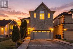 671 TWAIN AVENUE  Mississauga (Meadowvale Village), ON L5W 1K7