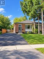 UPPER - 210 DOVEDALE DRIVE Whitby (Downtown Whitby), ON L1N 1Z6