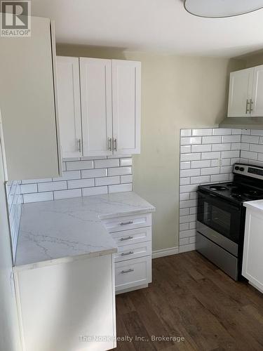UPPER - 210 DOVEDALE DRIVE , Whitby (Downtown Whitby), Ontario L1N 1Z6 4