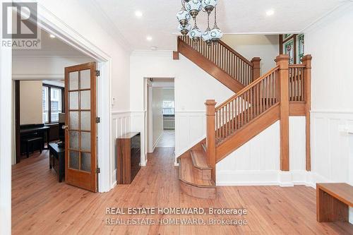 56 OAKWOOD AVENUE , Toronto, Ontario M6H 2V6 3
