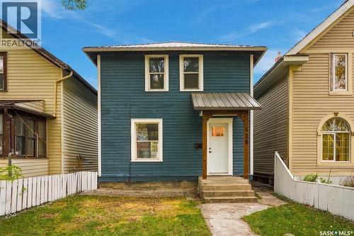 420 J AVENUE N  Saskatoon, SK S7L 2K3